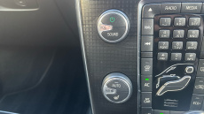 Volvo V40 T2 [122] R DESIGN Pro 5dr Geartronic Petrol Hatchback